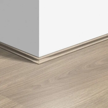 Ламинированный плинтус Quick-Step Скоция | QSSCOT01304MD240